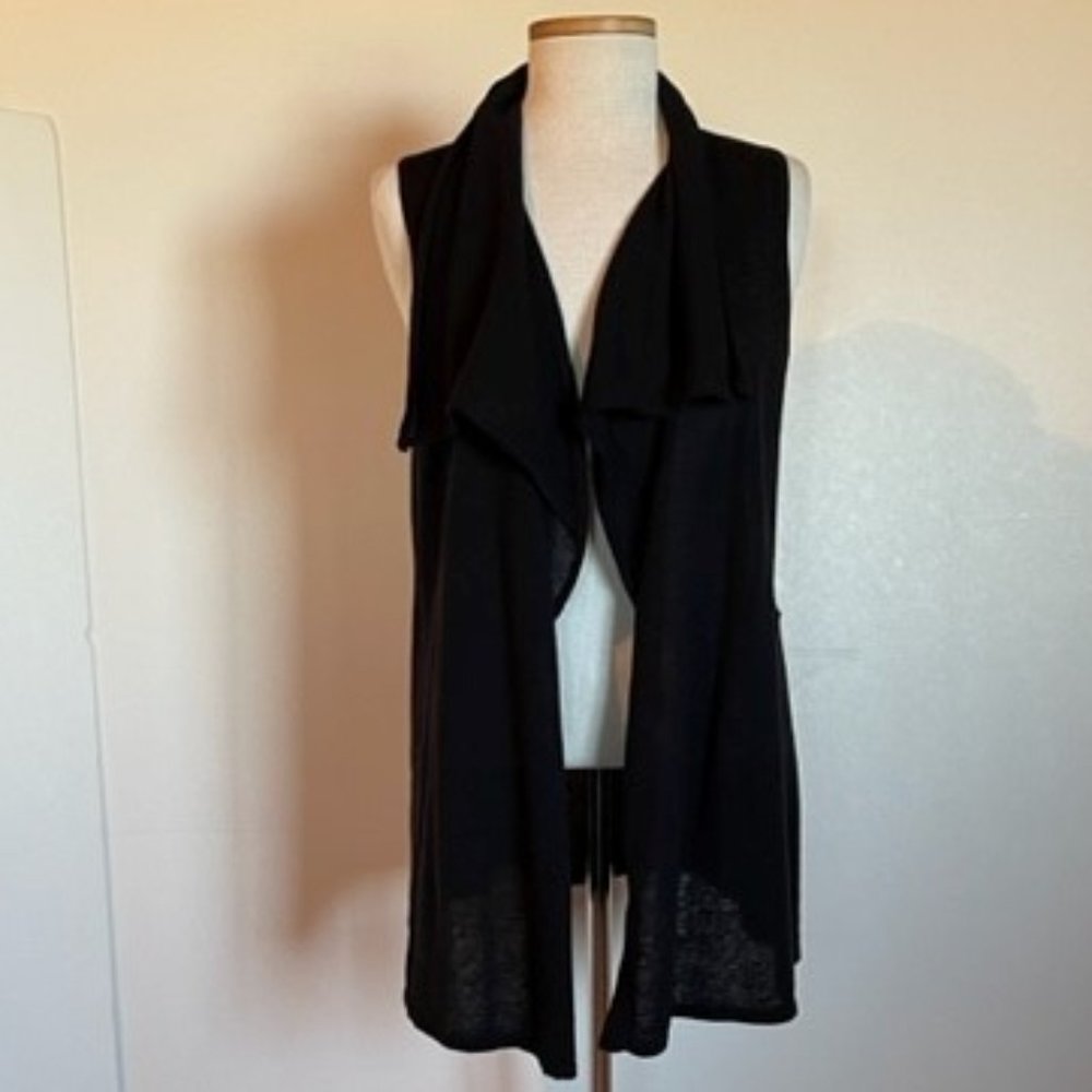 Loft Lightweight Black Sweater Vest